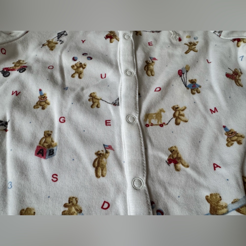 Ralph Lauren Baby Boy All Cotton Shorttall Romper w Polo Bear Alphabet Print 9 M - Picture 5 of 11